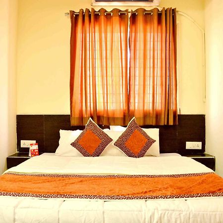 Hotel Vijay Nagar Indore Eksteriør bilde