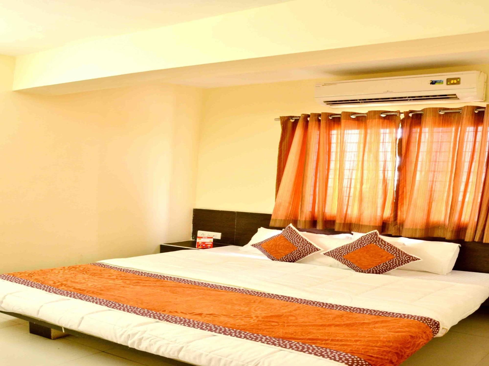 Hotel Vijay Nagar Indore Eksteriør bilde